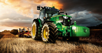 Koe uusi John Deere! JohnDeere_Promo_New_2