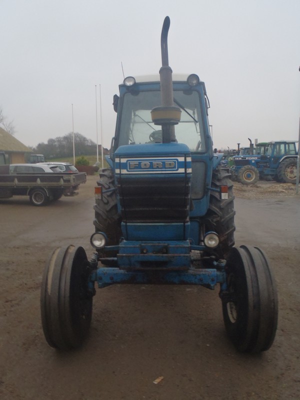 ford-7700,19727_2.jpg