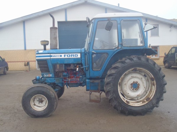 ford-7700,19727_1.jpg