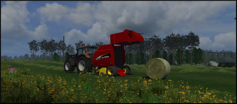 Valtra T213 Paalaamassa
