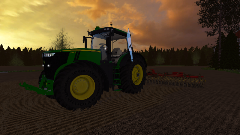 koeajo 7290R ja carrier 820.
Puhuin paikallisessa arkimarketissa että olis tarkotus vaihtaa 6120R Jontikka vähä isompaan niin löivät tommosen koeajoon. Hyvin se carrieria veti ja nyt täytyy ruveta tinkaan. Kuormaaja tohon täytys saada kyllä.
