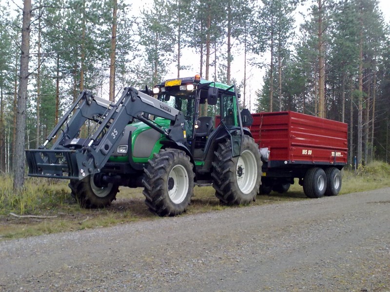 Valtra A95 & Tuhti WS80
Avainsanat: Valtra,A95,Tuhti