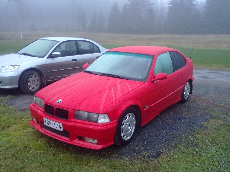 BMW 316 Compact
Bemmi
Avainsanat: BMW; 316
