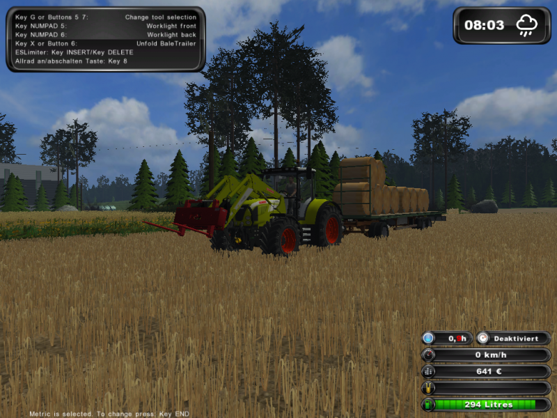 Kylänraitti
Claas arion 640 ja paali lavetti.
