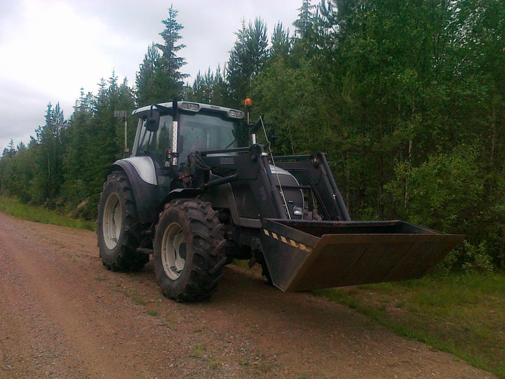 Valtralla piti lähtä siirtään maata.
