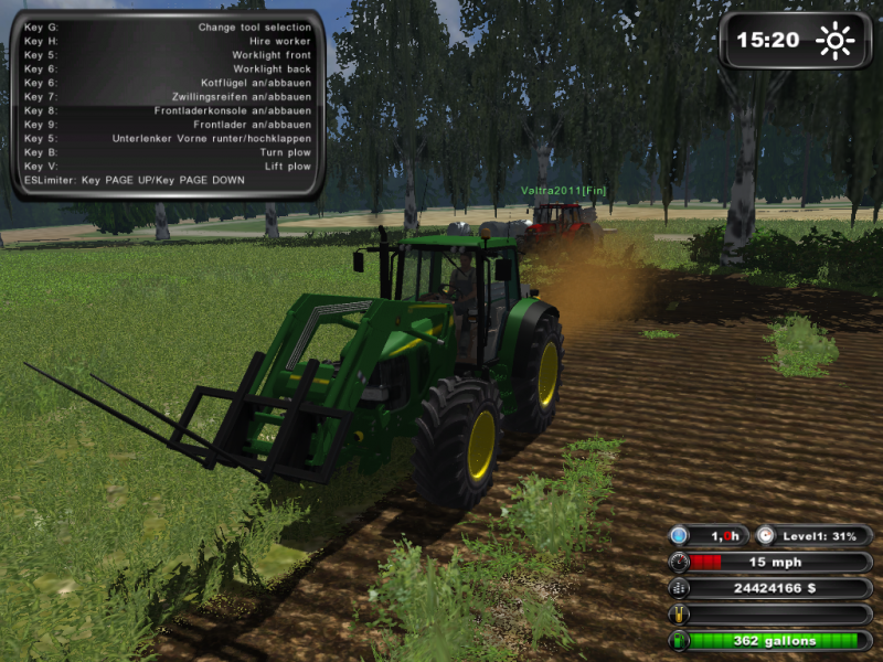 pelailtiin
kynnettiin valtra 2011 kanssa
