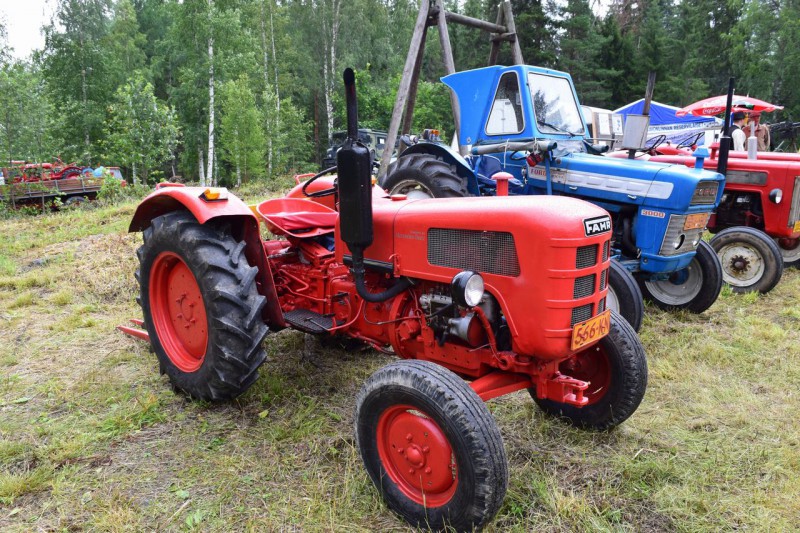 Puhoksen Perinnekonepäivät 16.7.2016
