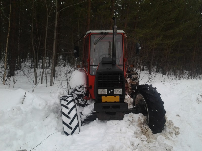 Siin o.
Onneks valmet 361D tuli pelastaa. :)
