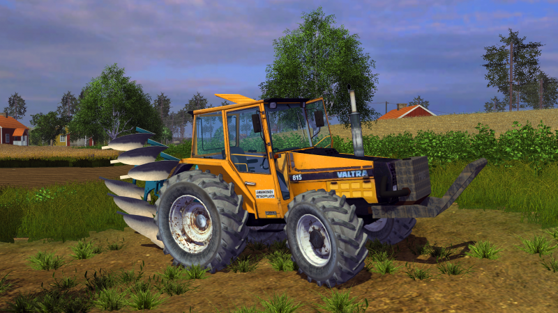 Valtra 815
