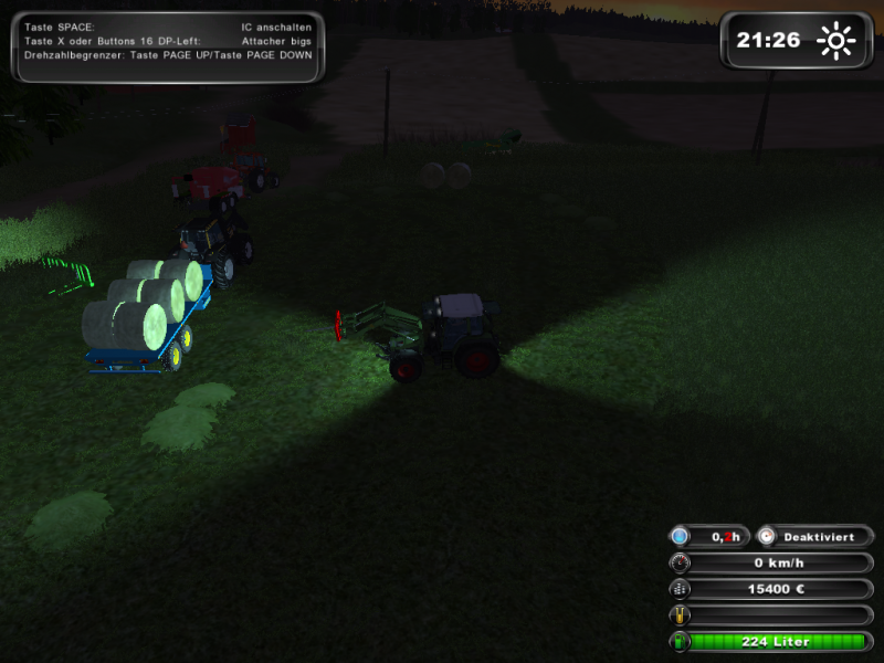 Paaleja
Nosteltii Fendt Gta 380 Turbolla paaleja kärryyn.
