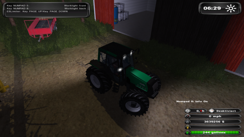 W.I.P Valtra
Lisäsin tohon valoja ja vaihdoin värin, myös lokarit otettu pois ja renkaiden leveyttä pienennetty.
