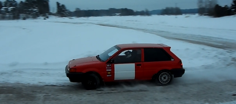 Nissan
Reeniä reeniä. :)
