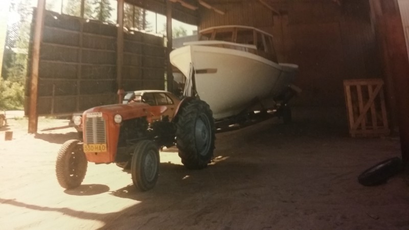 Meidän ex kolmeviitonen ja vene.
Kuva vm91 ja massikka vm58.
