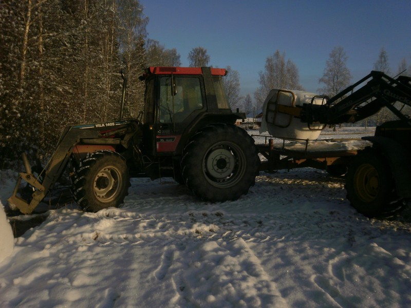 Koulun koneita.
Natikka ja jonttu.
