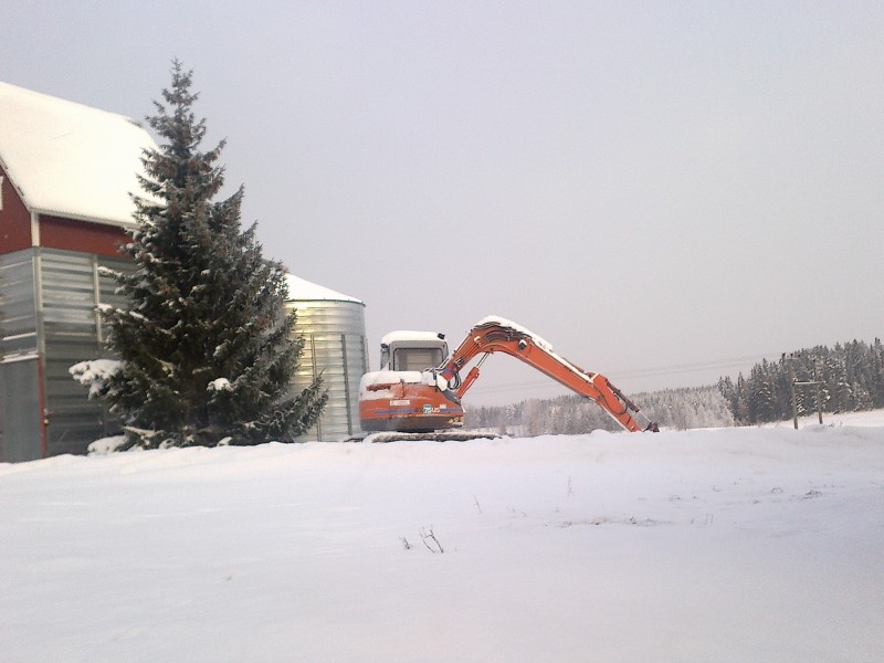 Tilan uus kubota
Kubota 75 US
