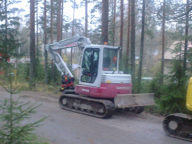 Tietöitä
