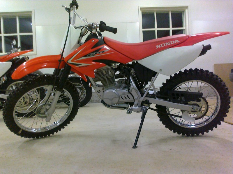 Tässä minun Honda crf 100
