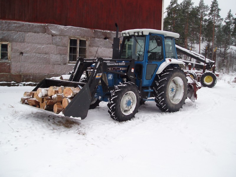 VM-Ehkä joku -88... Ainoastaan 500h
Ford 5610 mk2
