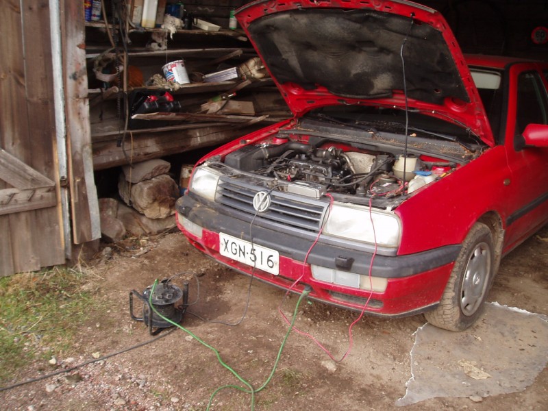 On ollu kylmä yö ja on akku ollu latauksessa ja lohkolämmitin muutaman tunnin
vw 1.9td
