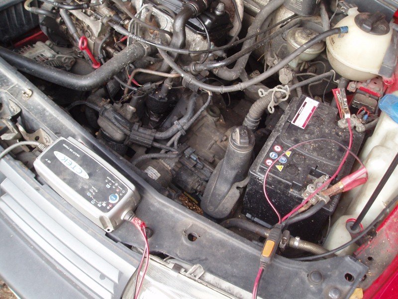 On ollu kylmä yö ja on akku ollu latauksessa ja lohkolämmitin muutaman tunnin
vw 1.9td
