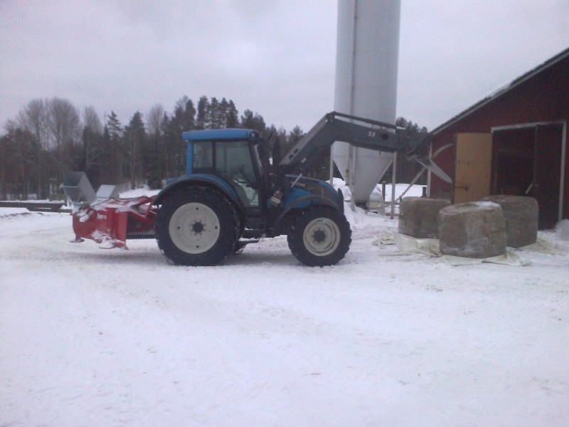 Valtra c150
Meidän C150
