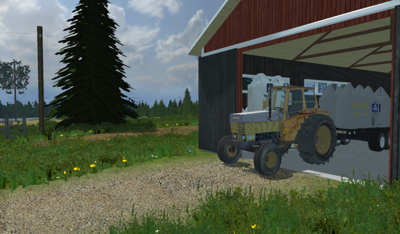 Konehallilla
Valmet 702S & Junkkari J120.
