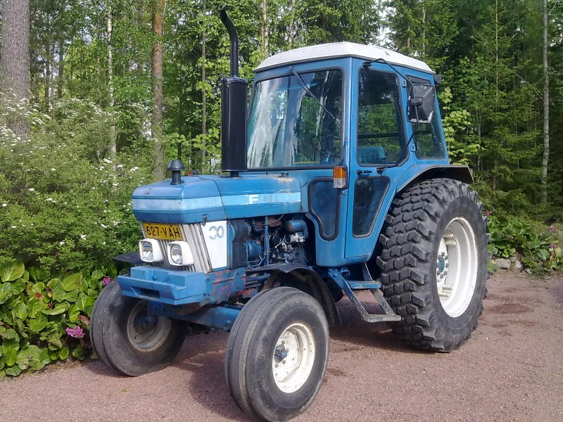Ford 5610
Oma "prokkis".
Avainsanat: Ford; 5610