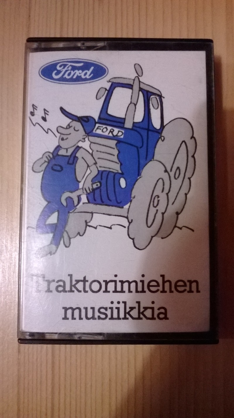 Traktorimiehen musiikkia
Lisää popitettavaa ;)
Avainsanat: Ford; Traktorimiehen musiikkia