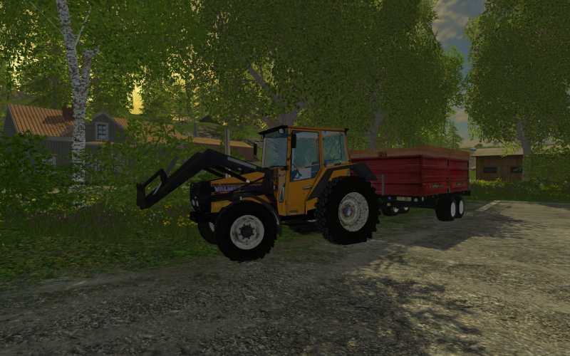 Valmet 615M & Junkkari J120 puulaidoilta.
