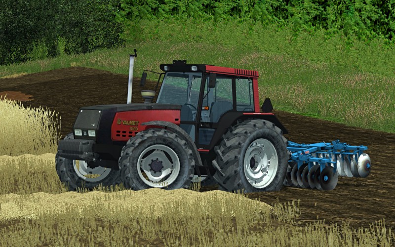 Sunbaked Valmet
Time to tear this field up.
Avainsanat: Valmet 