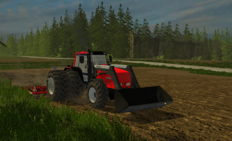 Valtra 8200 :P 
Tälläänen siitä loppujen lopuks tuli. nappiparit -levikevalot -ek.kiinnikkeet :P
