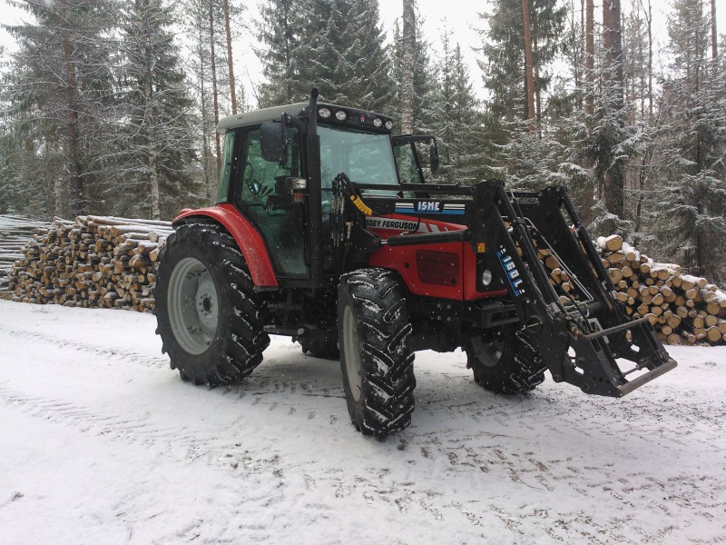 Massey Ferguson 5455
Viikko sitte kuvatuna
Avainsanat: Massey Ferguson