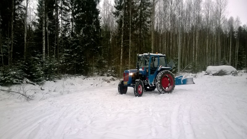 Aurausta
Viittiskö joku tehdä tästä mulle alarin?
