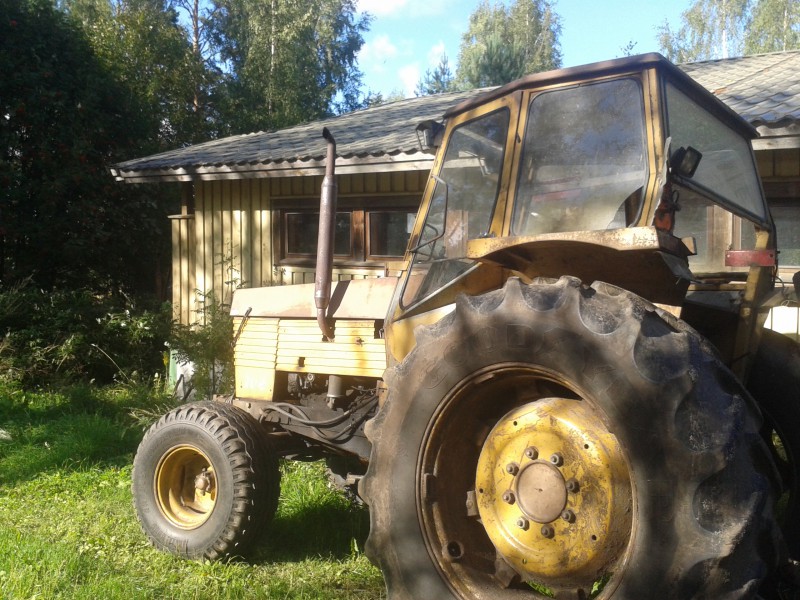 Meijän Valmetti. :)
702 valametti. :)
