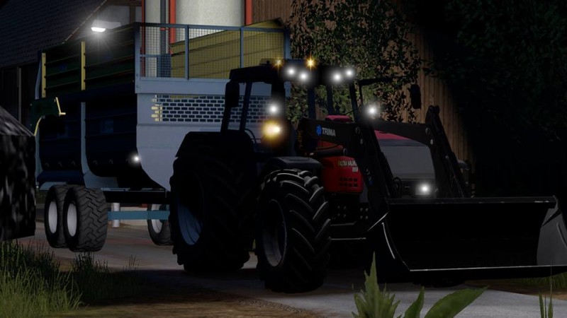 Late Night Silage! :) 
Out for some late silage! :D 

